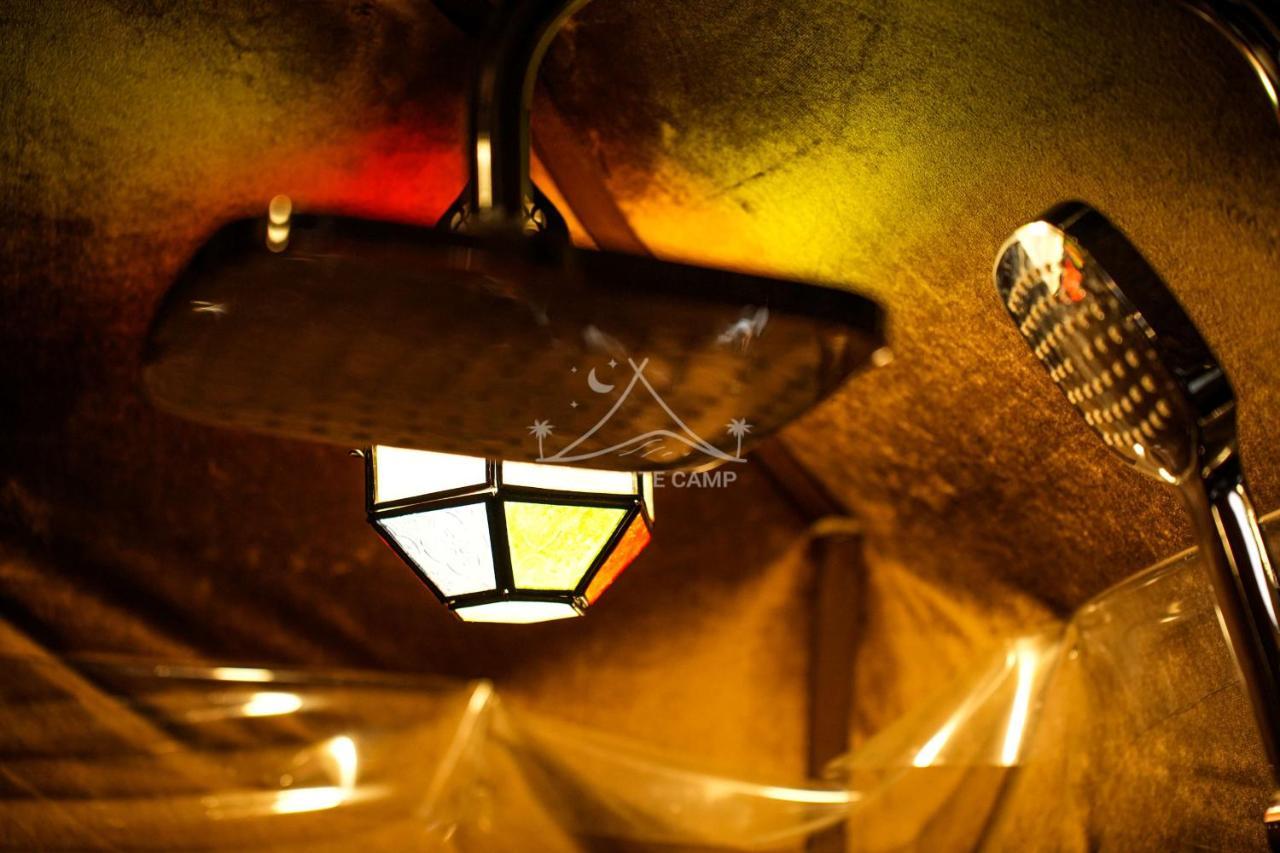 The White Camp - Your Merzouga Luxury Desert Camp & Erg Chebbi Dunes Camel Riding Ngoại thất bức ảnh