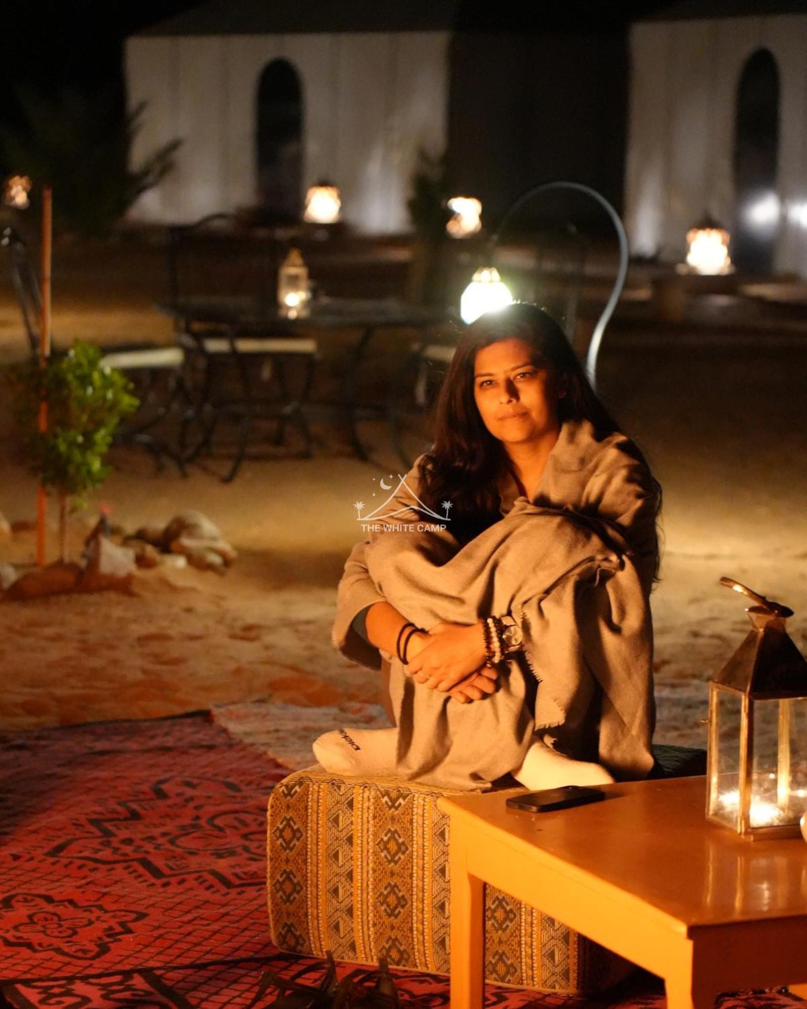 The White Camp - Your Merzouga Luxury Desert Camp & Erg Chebbi Dunes Camel Riding Ngoại thất bức ảnh
